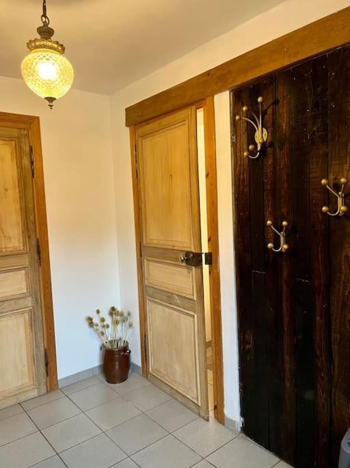 Charmante Maison De Caractere A 2Km De Redu リバン エクステリア 写真
